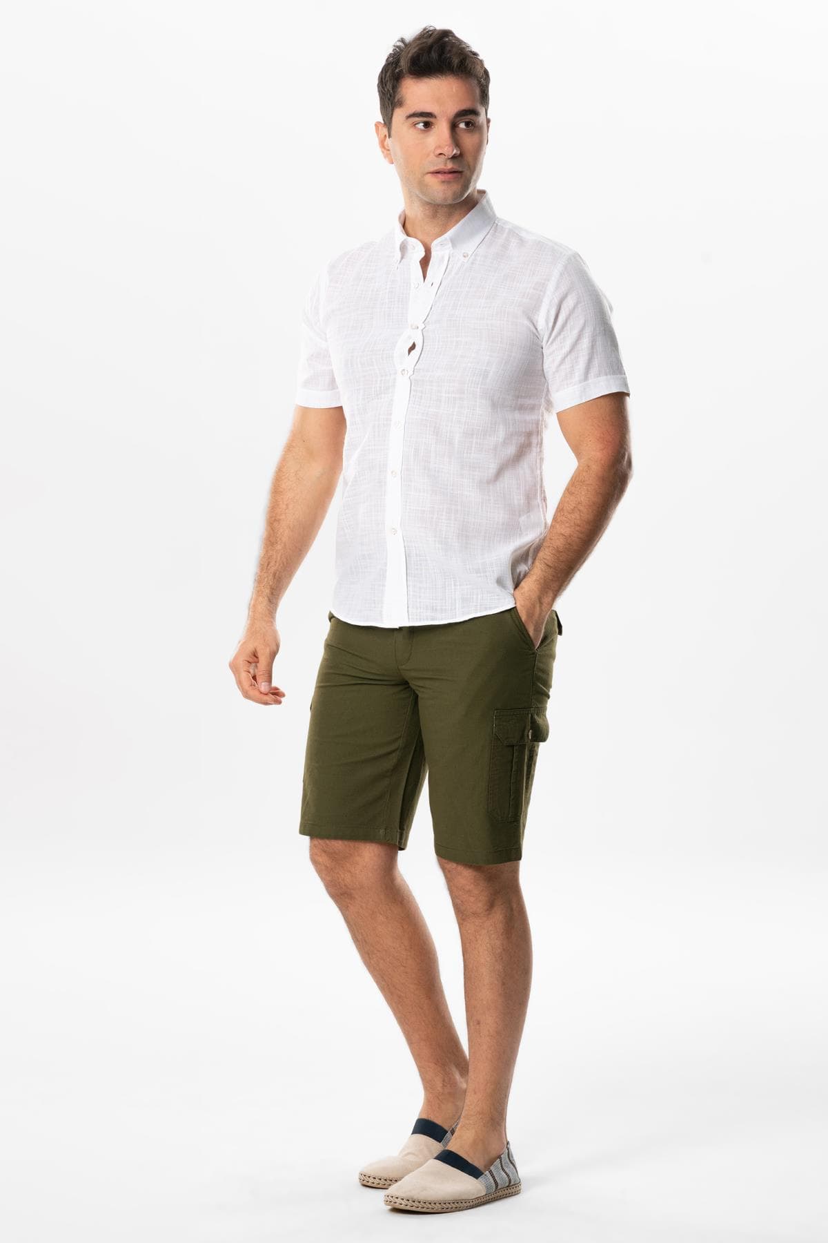 Ege Cargo Shorts